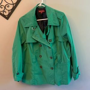 Kelly Green Rain Coat, size 1 (XL)